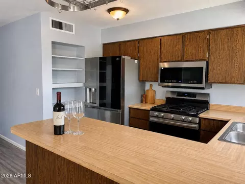Kitchen - 2031 E Vista Dr, Phoenix, AZ 85022 photo 2 of 3