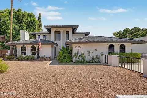 2051 E Kael Cir, Mesa, AZ 85213