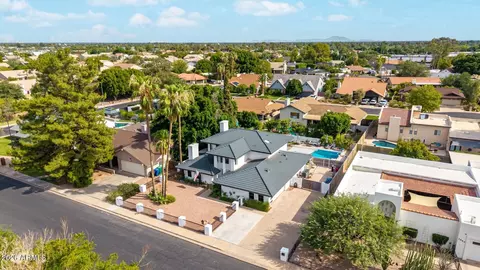 View/Area - 2051 E Kael Cir, Mesa, AZ 85213 photo 6 of 7