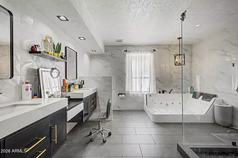 Bath - 2051 E Kael Cir, Mesa, AZ 85213 photo 1 of 6