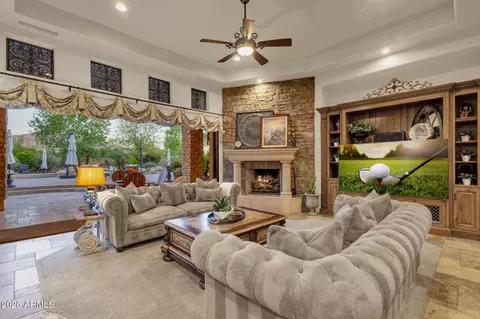 Living - 2529 E Vaughn Ct, Gilbert, AZ 85234 photo 3 of 4