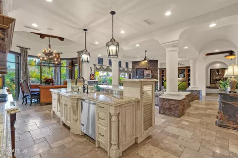 Kitchen - 2529 E Vaughn Ct, Gilbert, AZ 85234 photo 5 of 7
