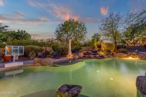 Exterior - 2529 E Vaughn Ct, Gilbert, AZ 85234 photo 15 of 38
