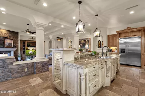Kitchen - 2529 E Vaughn Ct, Gilbert, AZ 85234 photo 6 of 7