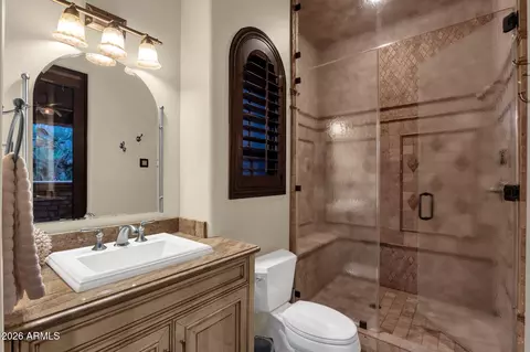 Bath - 2529 E Vaughn Ct, Gilbert, AZ 85234 photo 9 of 9