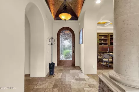 Entry Way - 2529 E Vaughn Ct, Gilbert, AZ 85234 photo 2 of 3