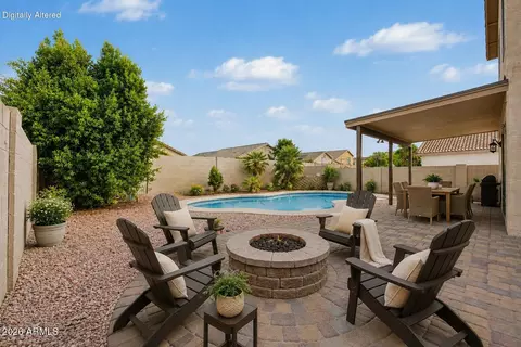 Exterior - 2233 E Soft Wind Dr, Phoenix, AZ 85024 photo 5 of 9