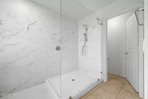Bath - 2233 E Soft Wind Dr, Phoenix, AZ 85024 photo 3 of 5