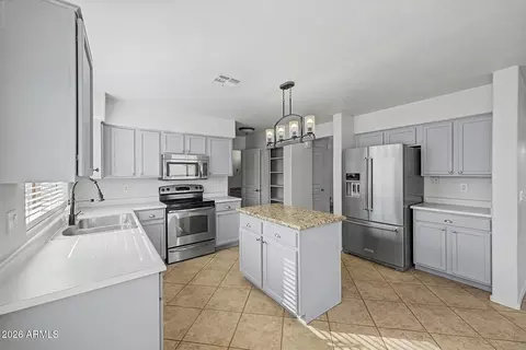 Kitchen - 2233 E Soft Wind Dr, Phoenix, AZ 85024 photo 1 of 4