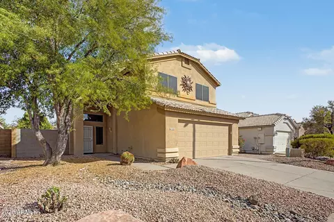Exterior - 2233 E Soft Wind Dr, Phoenix, AZ 85024 photo 3 of 9