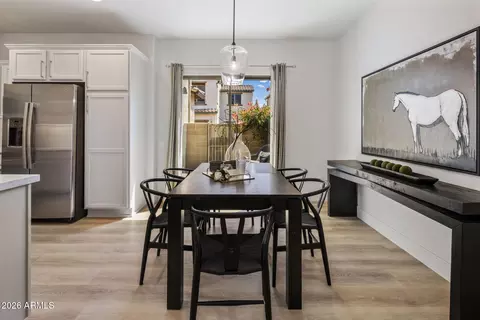 Dining - 3975 E Melinda Dr, Phoenix, AZ 85050 photo 2 of 4