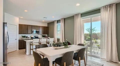 Dining - 9614 W Mitchell Dr, Phoenix, AZ 85037 photo 1 of 2