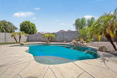Exterior - 1687 E Cheyenne St, Gilbert, AZ 85296 photo 9 of 9