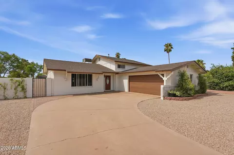 8355 E Stella Ln, Scottsdale, AZ 85250