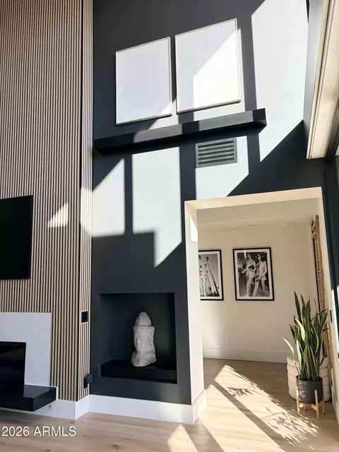 Entry Way - 5143 Exeter Blvd, Phoenix, AZ 85018 photo 2 of 5
