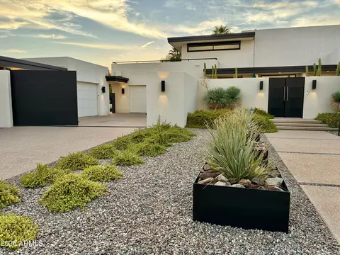 Exterior - 5143 Exeter Blvd, Phoenix, AZ 85018 photo 17 of 22