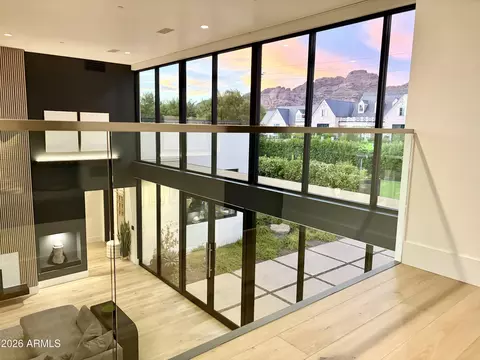 Entry Way - 5143 Exeter Blvd, Phoenix, AZ 85018 photo 3 of 5