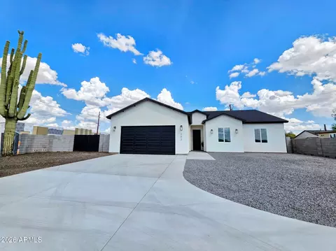 Exterior - 353 N 80th St, Mesa, AZ 85207 photo 7 of 8