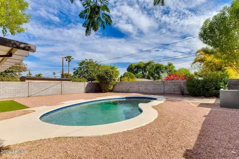 Exterior - 2513 E Turney Ave, Phoenix, AZ 85016 photo 4 of 6