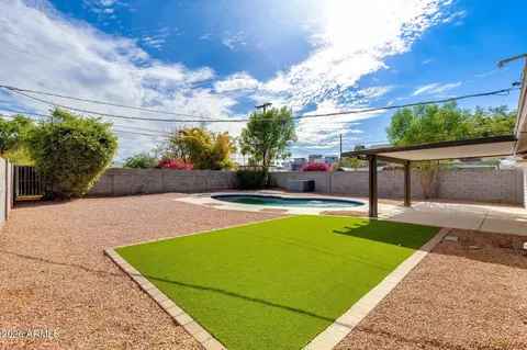 Exterior - 2513 E Turney Ave, Phoenix, AZ 85016 photo 6 of 6