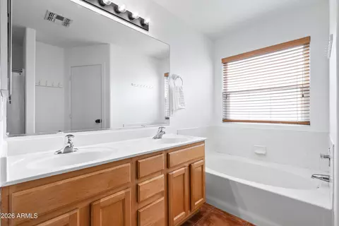 Bath - 2063 E Ranch Ct, Gilbert, AZ 85296 photo 1 of 2