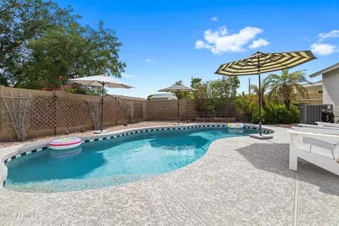 Exterior - 2063 E Ranch Ct, Gilbert, AZ 85296 photo 3 of 7