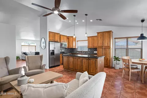 Kitchen - 2063 E Ranch Ct, Gilbert, AZ 85296 photo 6 of 6