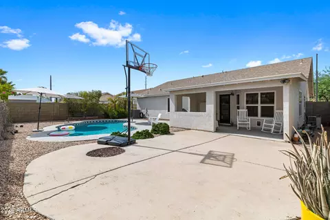 Exterior - 2063 E Ranch Ct, Gilbert, AZ 85296 photo 7 of 7