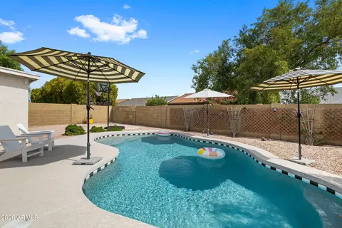 Exterior - 2063 E Ranch Ct, Gilbert, AZ 85296 photo 2 of 7