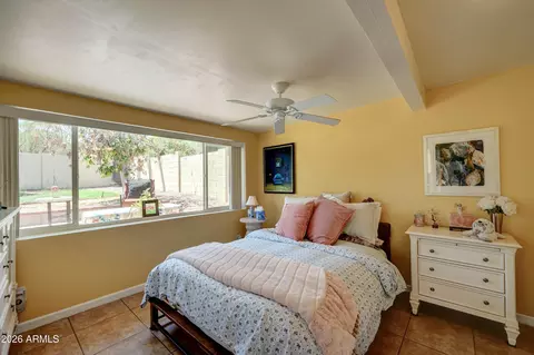 Bedroom - 2545 E Vista Dr, Phoenix, AZ 85032 photo 1 of 5