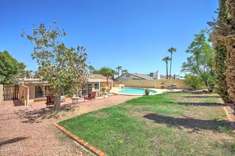 Exterior - 2545 E Vista Dr, Phoenix, AZ 85032 photo 5 of 9