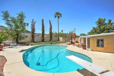 Exterior - 2545 E Vista Dr, Phoenix, AZ 85032 photo 9 of 9