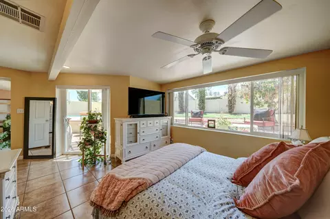 Bedroom - 2545 E Vista Dr, Phoenix, AZ 85032 photo 3 of 5