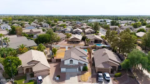 View/Area - 3843 E Vaughn Ave, Gilbert, AZ 85234 photo 3 of 3