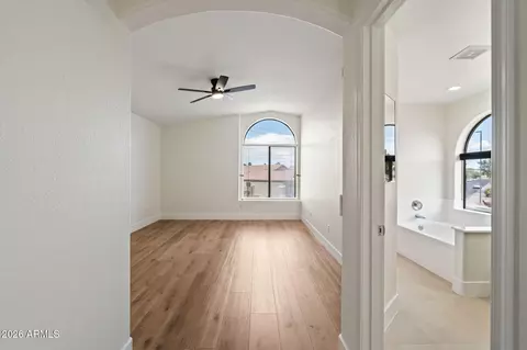 Entry Way - 3843 E Vaughn Ave, Gilbert, AZ 85234 photo 5 of 5