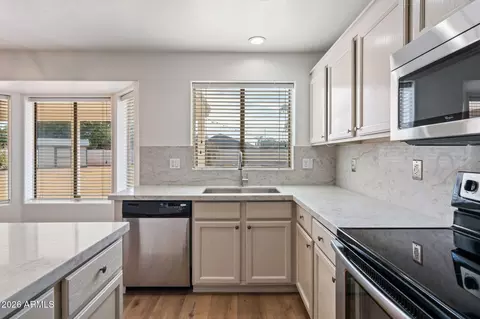 Kitchen - 3843 E Vaughn Ave, Gilbert, AZ 85234 photo 5 of 5