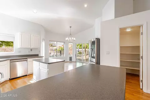 Kitchen - 1979 E Chilton Dr, Tempe, AZ 85283 photo 4 of 5