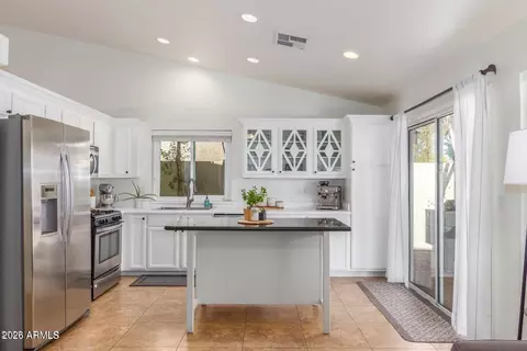 941 W Hudson Way, Gilbert, AZ 85233 photo 6