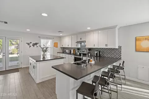 Kitchen - 2324 E Harvard St, Phoenix, AZ 85006 photo 1 of 5