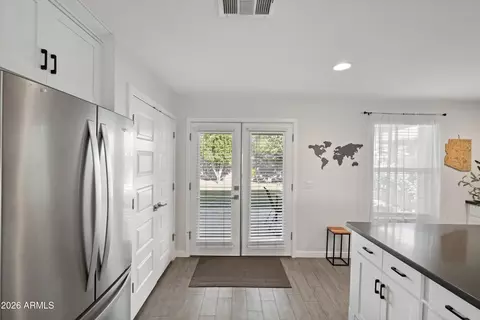 Entry Way - 2324 E Harvard St, Phoenix, AZ 85006 photo 2 of 2