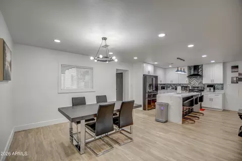 Dining - 1725 W Mitchell Dr, Phoenix, AZ 85015 photo 1 of 1