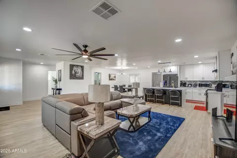 Other - 1725 W Mitchell Dr, Phoenix, AZ 85015 photo 2 of 4