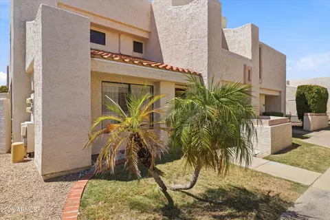 Exterior - 816 E Morningside Dr, Phoenix, AZ 85022 photo 5 of 5