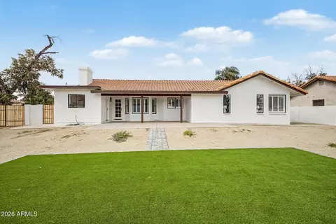 Exterior - 685 E Linda Ln, Gilbert, AZ 85234 photo 3 of 5