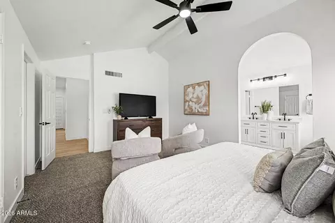 Bedroom - 685 E Linda Ln, Gilbert, AZ 85234 photo 1 of 3