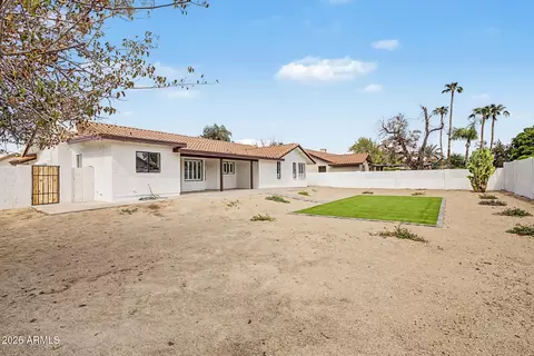 Exterior - 685 E Linda Ln, Gilbert, AZ 85234 photo 4 of 5