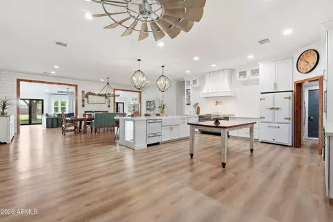 3050 S Eagle Dr, Chandler, AZ 85286