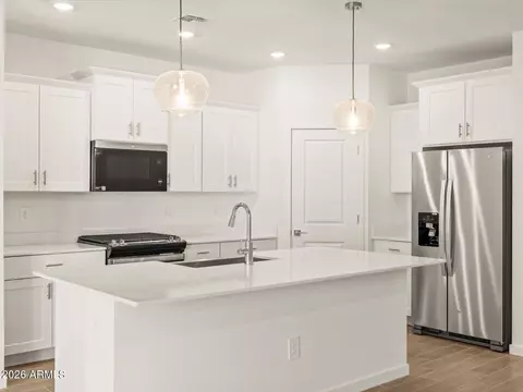2443 Enantio Rd, San Tan Valley, AZ 85143