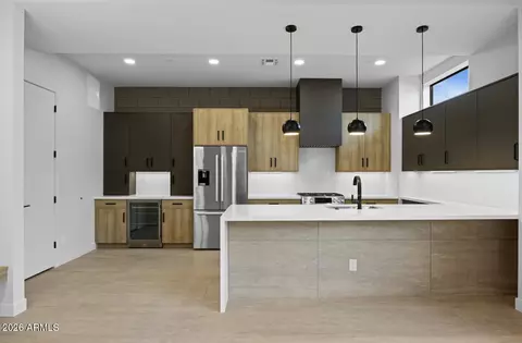Kitchen - 377 E Windsor Ave #3, Phoenix, AZ 85004 photo 3 of 3