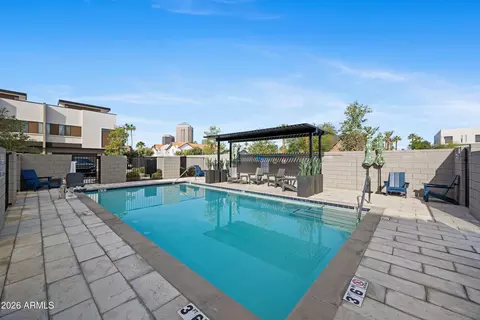 Exterior - 377 E Windsor Ave #3, Phoenix, AZ 85004 photo 5 of 5